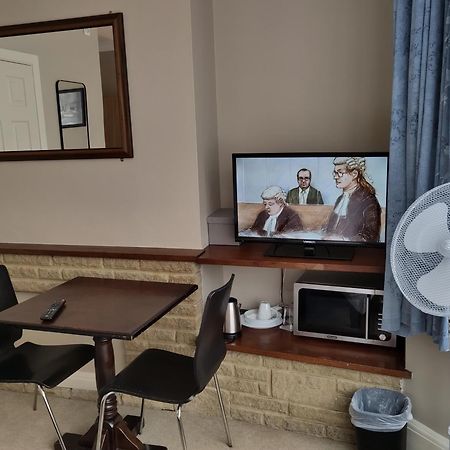 Amherst Guesthouse Ридинг Экстерьер фото