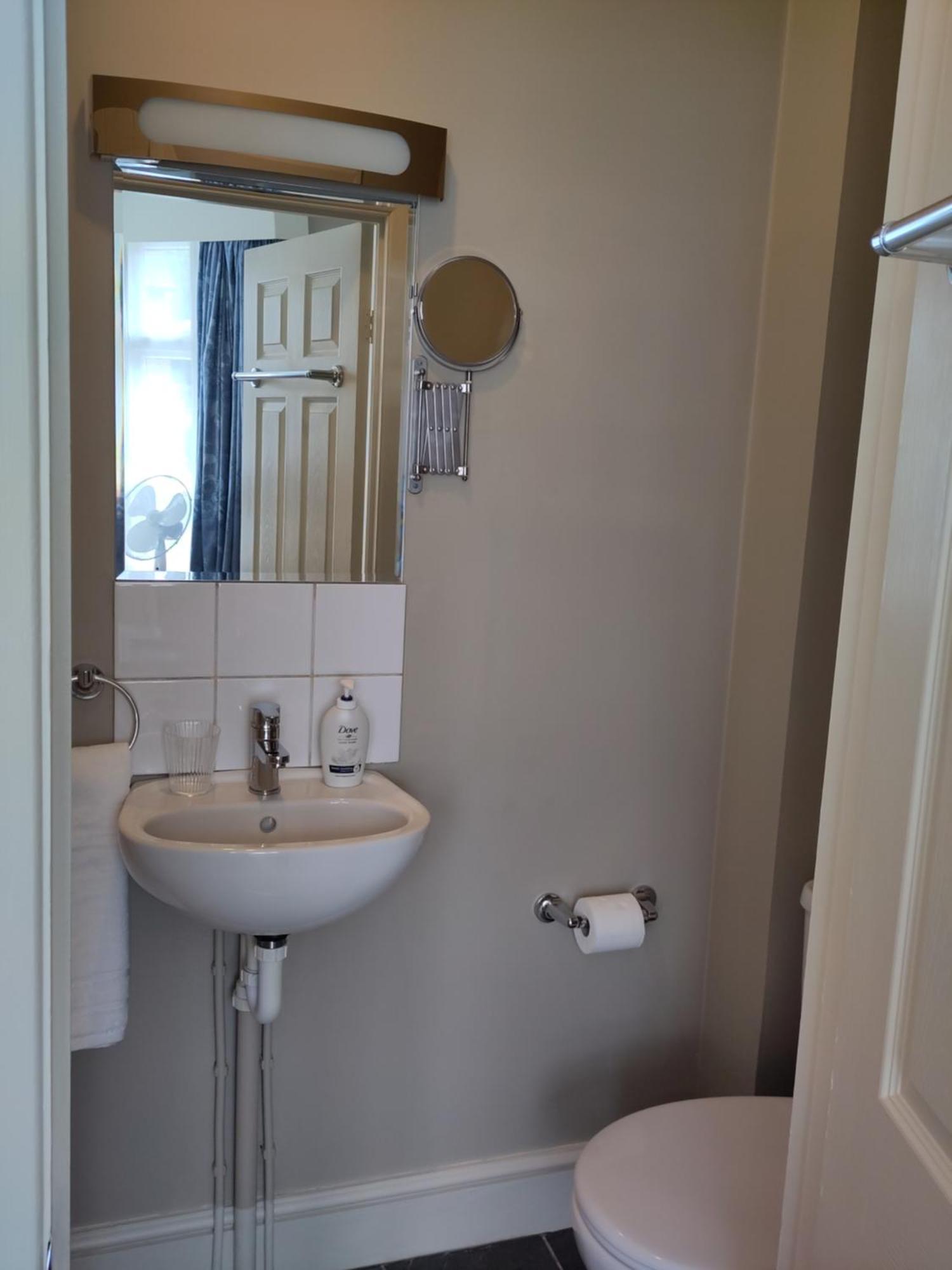 Amherst Guesthouse Ридинг Экстерьер фото