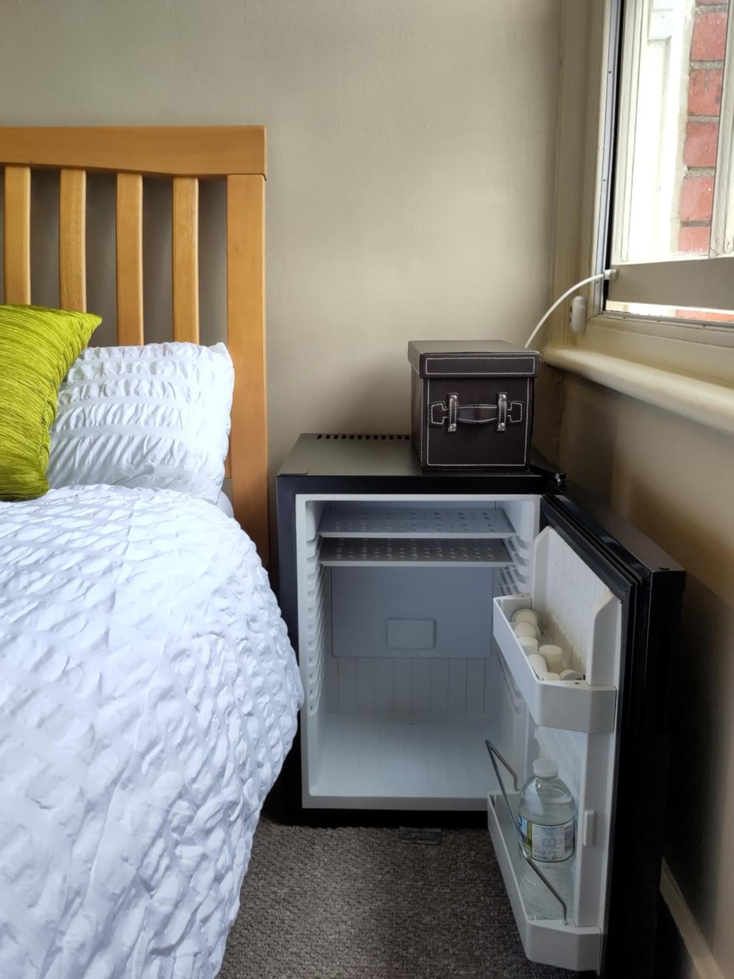 Amherst Guesthouse Ридинг Экстерьер фото