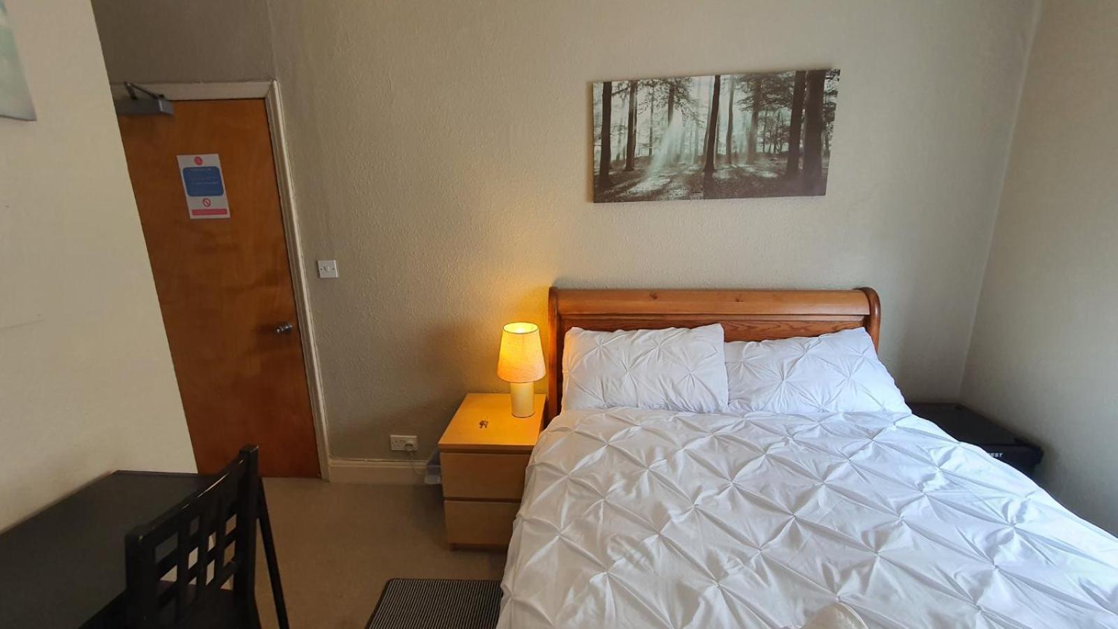 Amherst Guesthouse Ридинг Экстерьер фото
