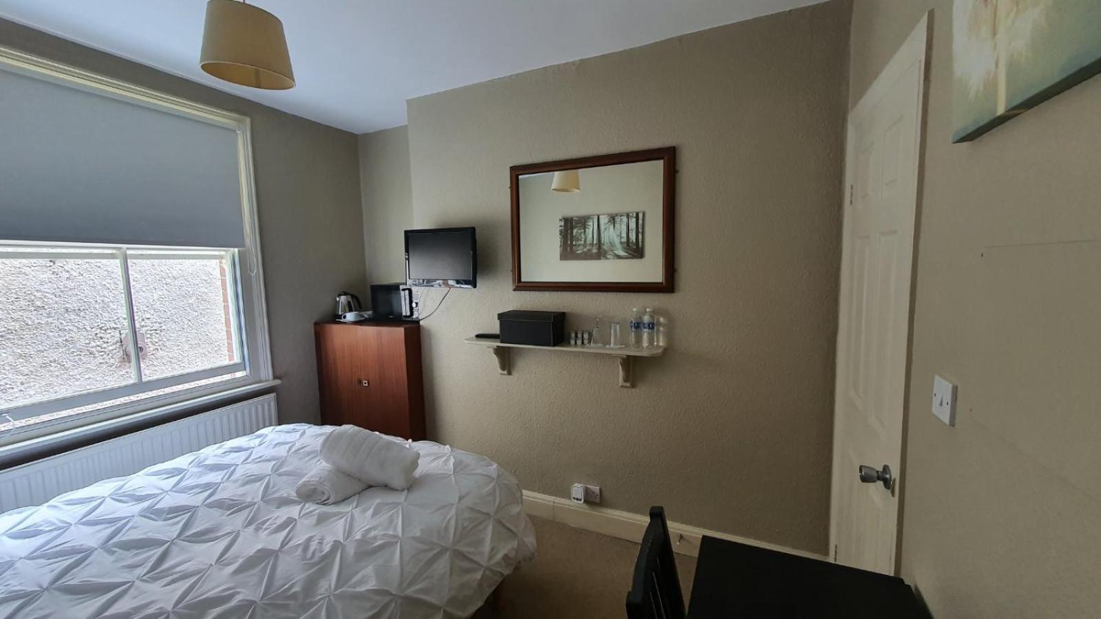 Amherst Guesthouse Ридинг Экстерьер фото