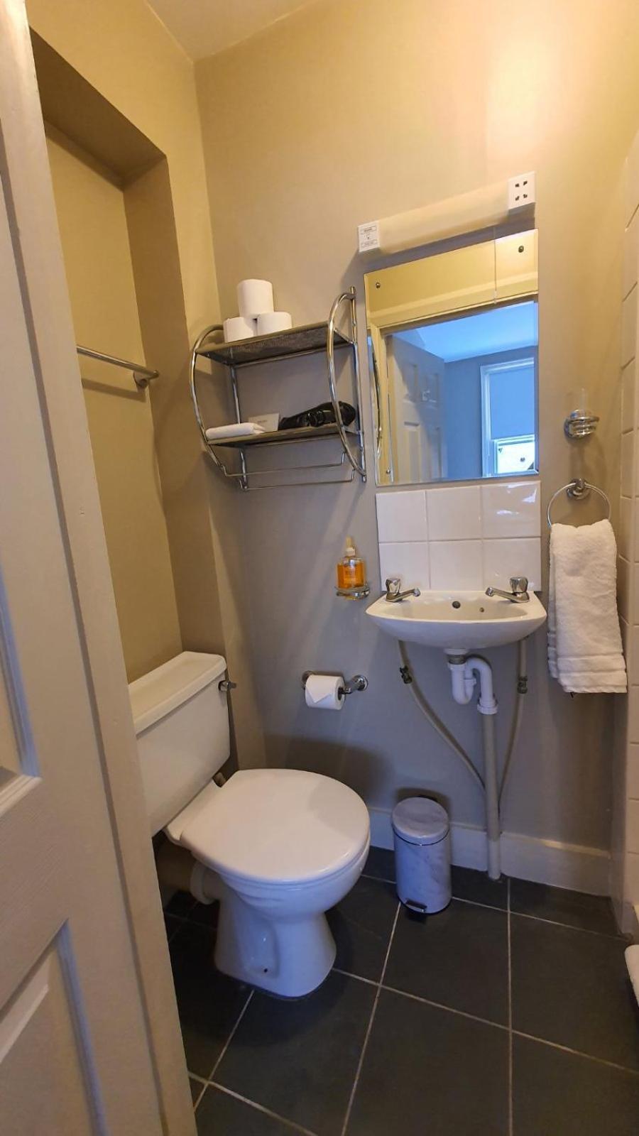 Amherst Guesthouse Ридинг Экстерьер фото