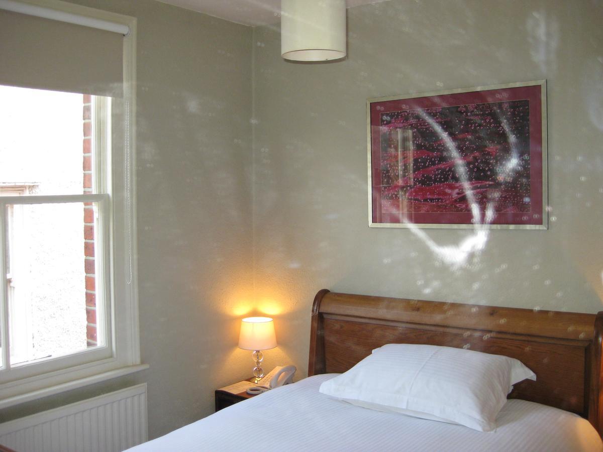 Amherst Guesthouse Ридинг Экстерьер фото